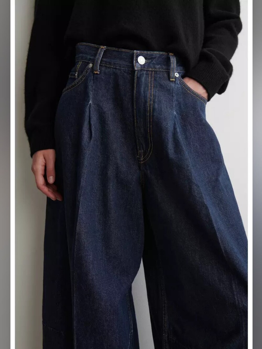 COS Twine Barrel Leg Jeans Size 44 US 14 Dark Wash Wide Leg EUC